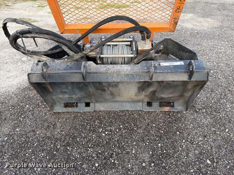 image for item EI7802 Arteer skid steer winch