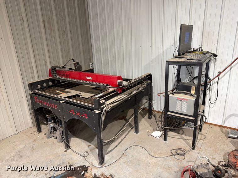 image for item EI7803 Lincoln Torchmate 4x4 plasma cutting table and plasma cutter  