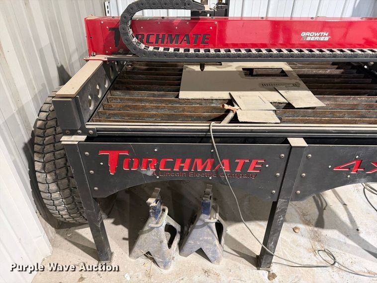 image for item EI7803 Lincoln Torchmate 4x4 plasma cutting table and plasma cutter  
