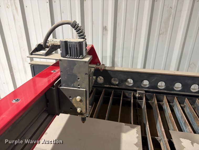 image for item EI7803 Lincoln Torchmate 4x4 plasma cutting table and plasma cutter  