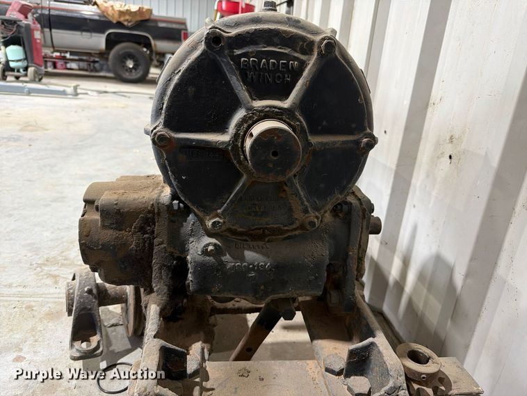 image for item EI7804 Braden winch