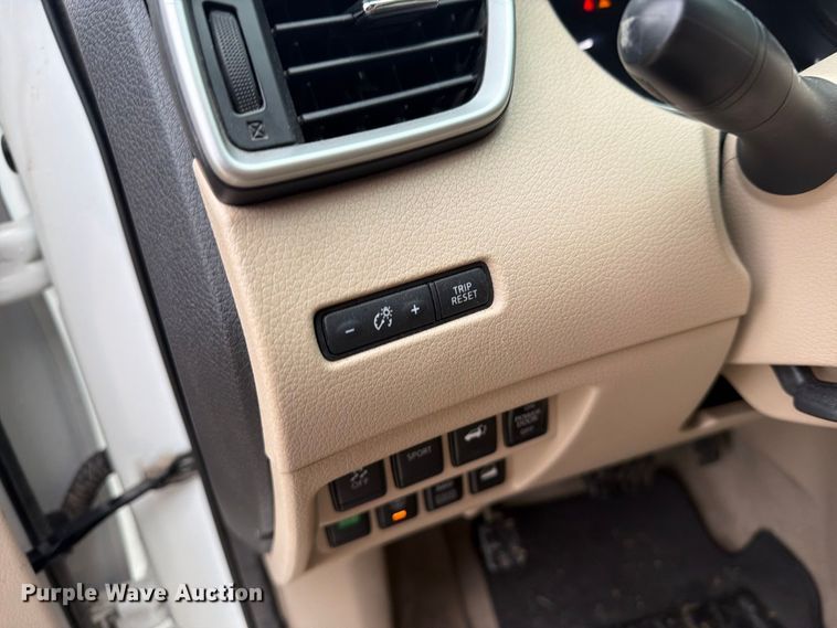 image for item EI7826 2015 Nissan Rogue SUV