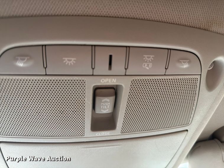 image for item EI7826 2015 Nissan Rogue SUV
