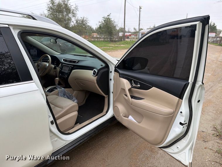 image for item EI7826 2015 Nissan Rogue SUV