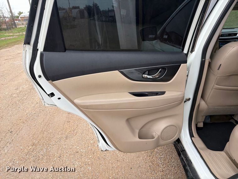 image for item EI7826 2015 Nissan Rogue SUV
