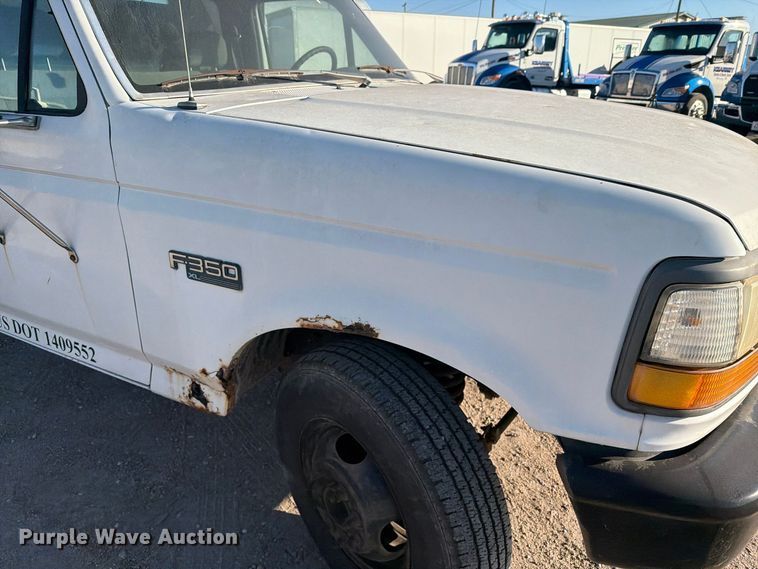image for item EI7847 1993 Ford F-350 dump bed pickup truck