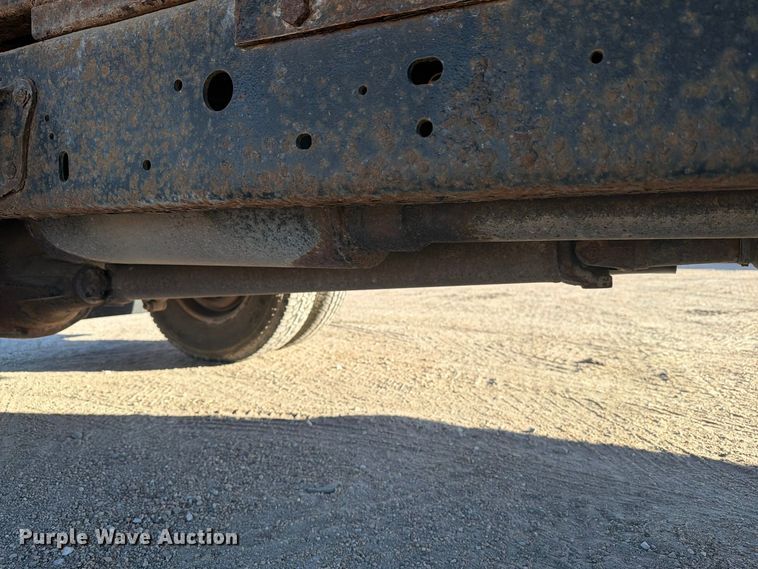 image for item EI7847 1993 Ford F-350 dump bed pickup truck