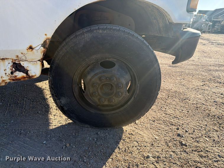 image for item EI7847 1993 Ford F-350 dump bed pickup truck