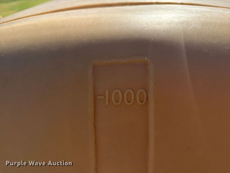 image for item EI7857 Poly tank