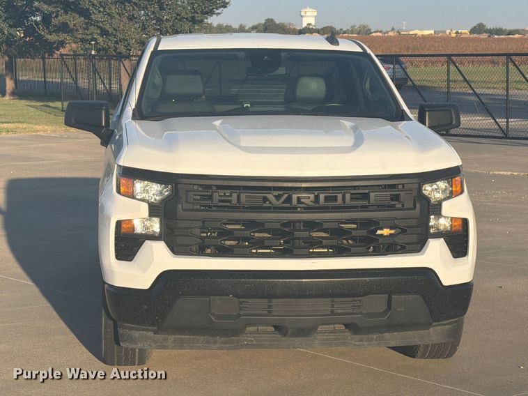 image for item EI7868 2022 Chevrolet Silverado 1500 pickup truck
