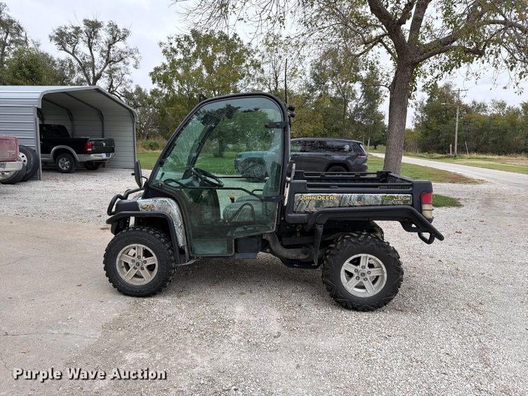 image for item EL1002 2011 John Deere XUV825i Gator utility vehicle
