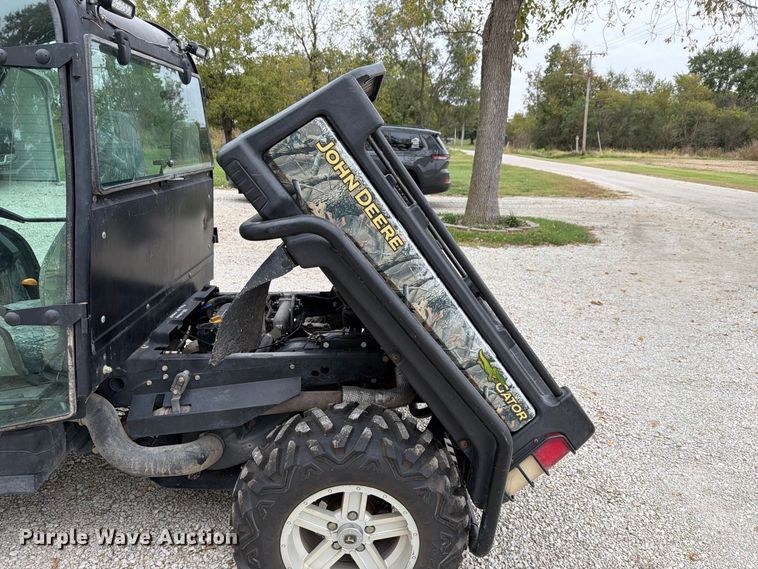 image for item EL1002 2011 John Deere XUV825i Gator utility vehicle