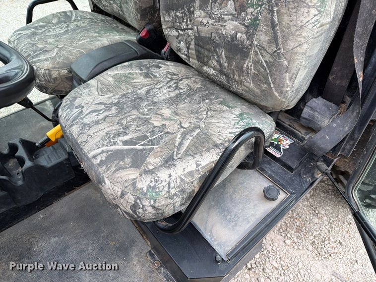 image for item EL1002 2011 John Deere XUV825i Gator utility vehicle