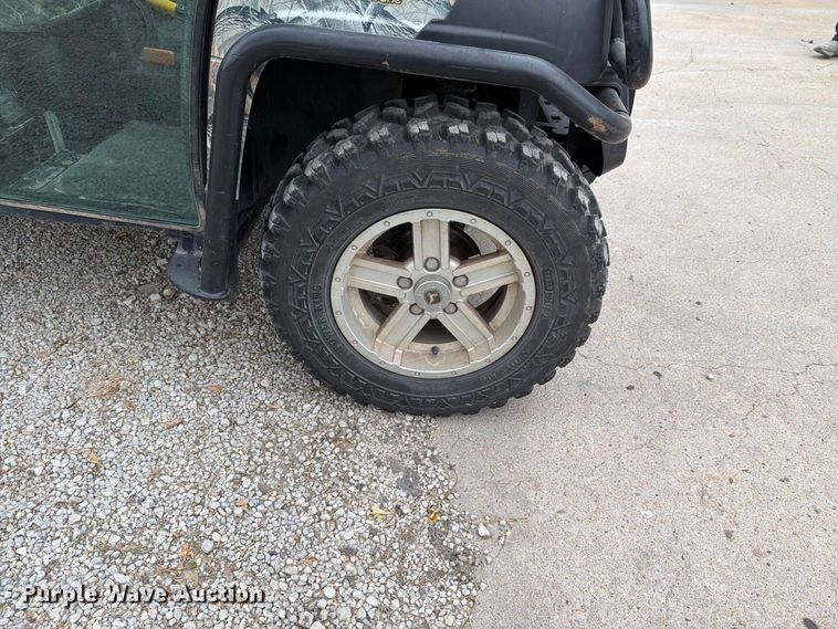 image for item EL1002 2011 John Deere XUV825i Gator utility vehicle