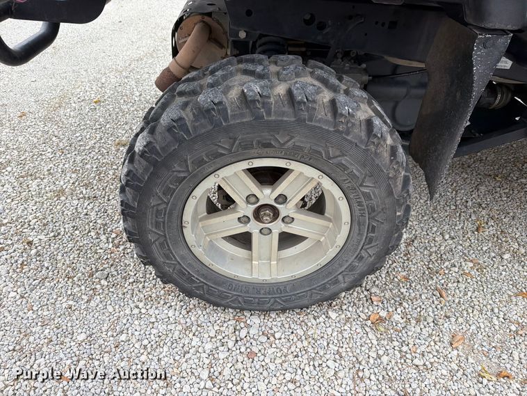 image for item EL1002 2011 John Deere XUV825i Gator utility vehicle