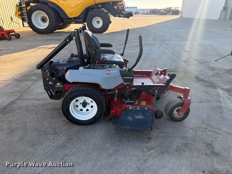 image for item EL1080 2003 eXmark RAE708GEM52300 ZTR lawn mower