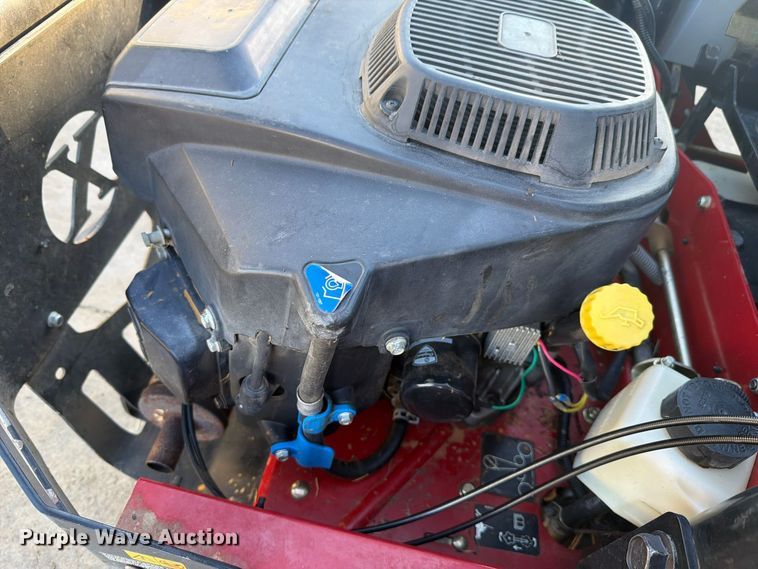 image for item EL1080 2003 eXmark RAE708GEM52300 ZTR lawn mower
