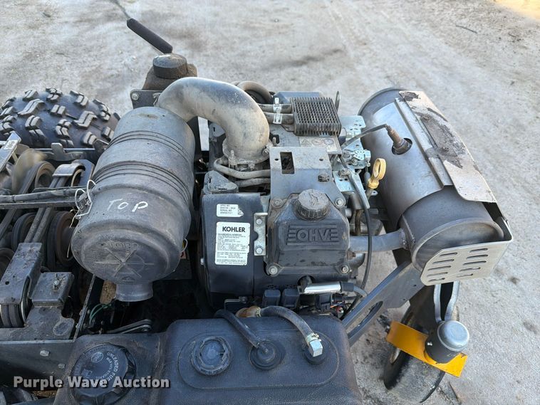 image for item EL1081 2019 Walker B23i lawn mower