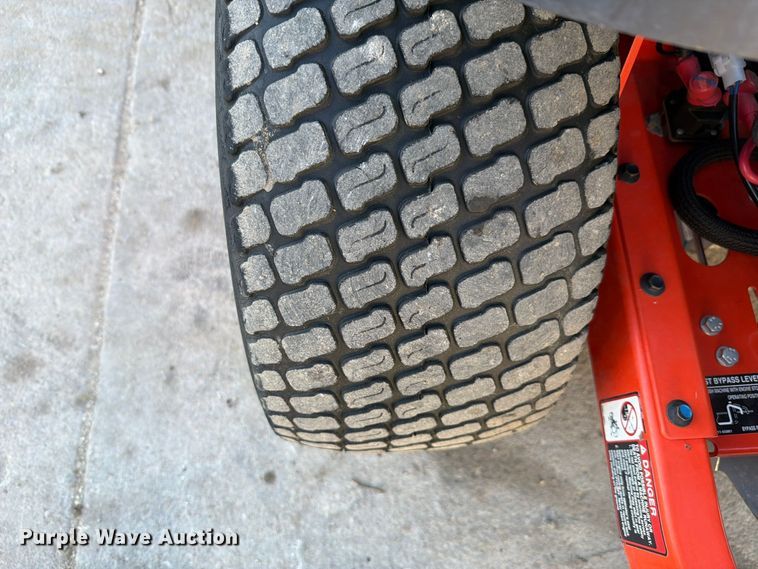 image for item EL1082 2021 Kubota Z251KH ZTR lawn mower