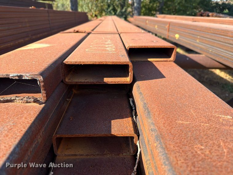 image for item EL1083 (15) joints of steel pipe