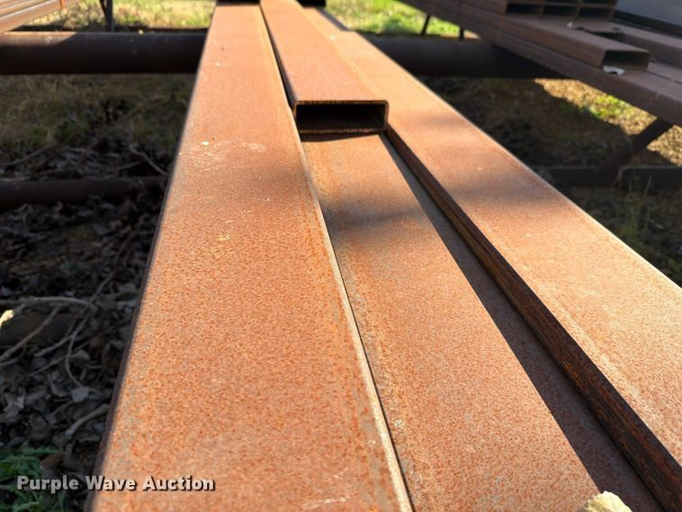 image for item EL1083 (15) joints of steel pipe