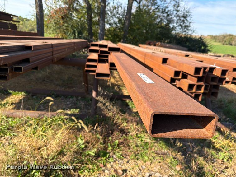 image for item EL1095 (18) joints of steel pipe