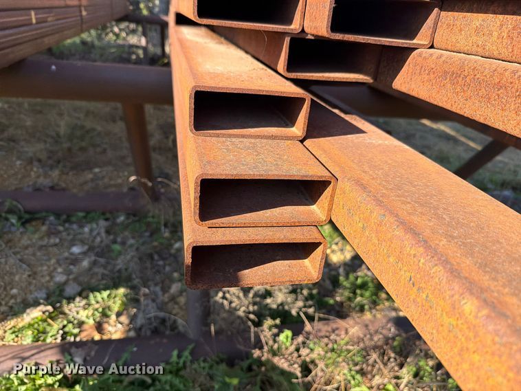 image for item EL1095 (18) joints of steel pipe