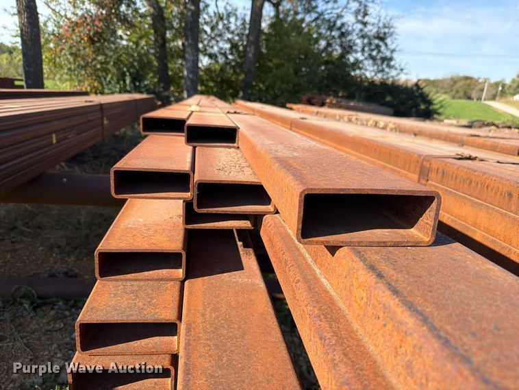 image for item EL1095 (18) joints of steel pipe