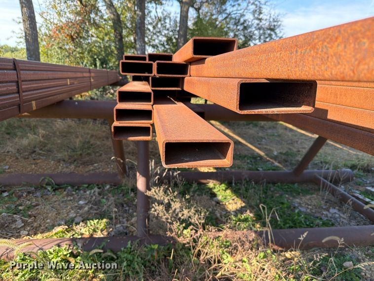 image for item EL1095 (18) joints of steel pipe