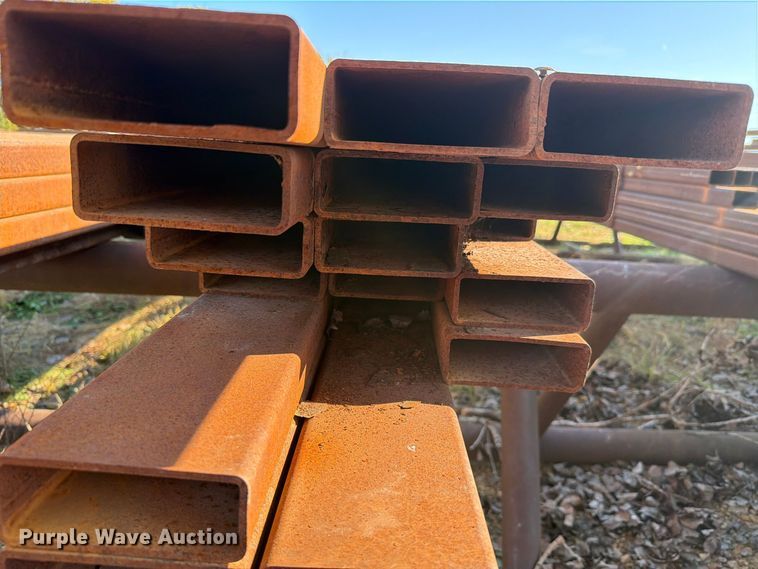 image for item EL1095 (18) joints of steel pipe