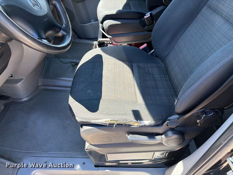 image for item EL2648 2016 Mercedes-Benz Sprinter 2500 van