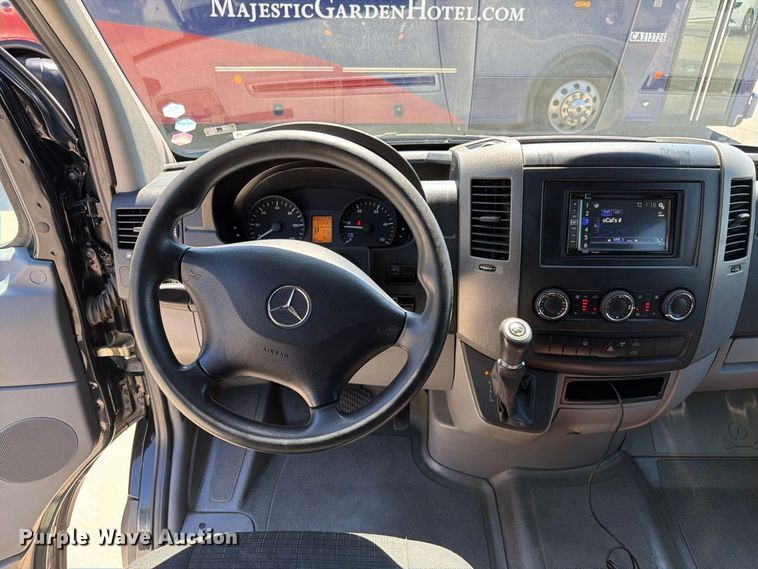 image for item EL2648 2016 Mercedes-Benz Sprinter 2500 van
