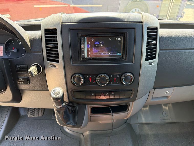 image for item EL2648 2016 Mercedes-Benz Sprinter 2500 van