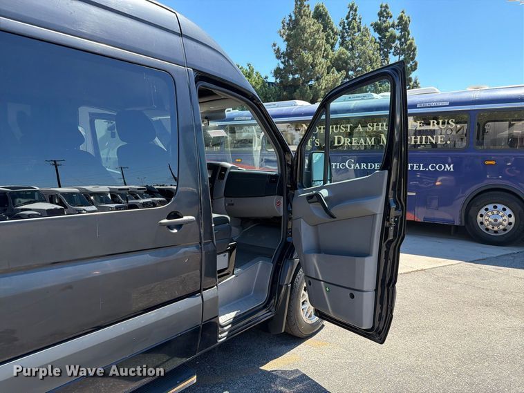 image for item EL2648 2016 Mercedes-Benz Sprinter 2500 van