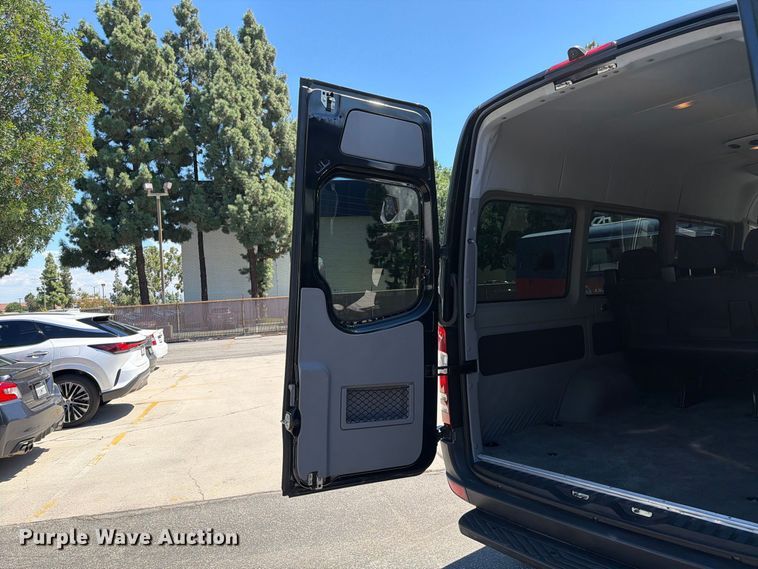 image for item EL2648 2016 Mercedes-Benz Sprinter 2500 van