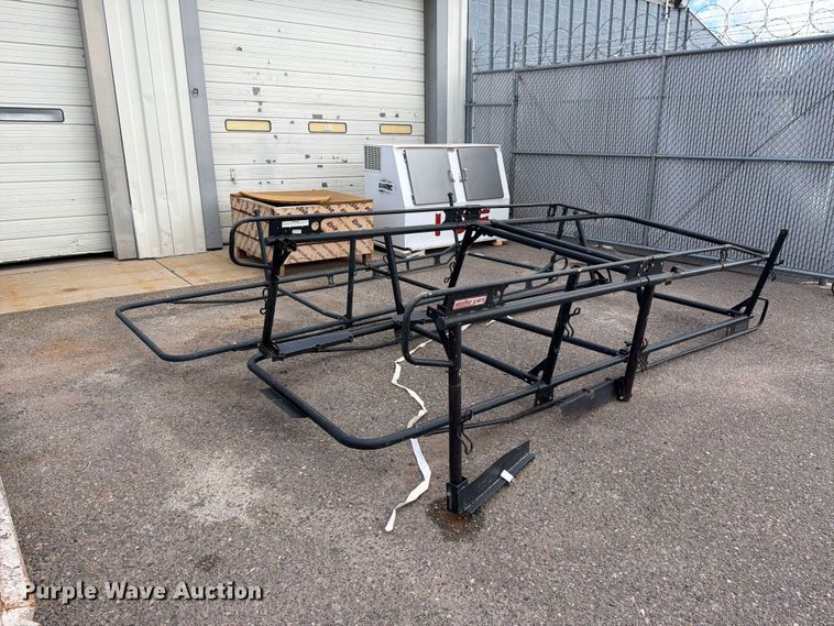 image for item EL2662 (3) truck racks