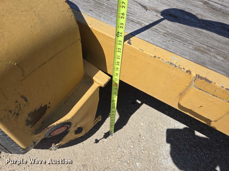 image for item EN3763 2013 Rice tilt deck equipment trailer