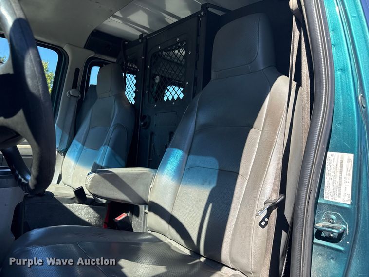 image for item EN3980 2012 Ford E250 van