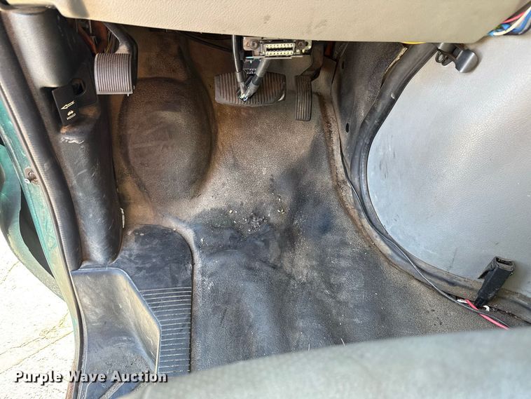 image for item EN3980 2012 Ford E250 van