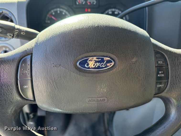 image for item EN3980 2012 Ford E250 van