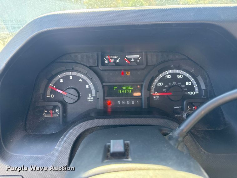 image for item EN3980 2012 Ford E250 van