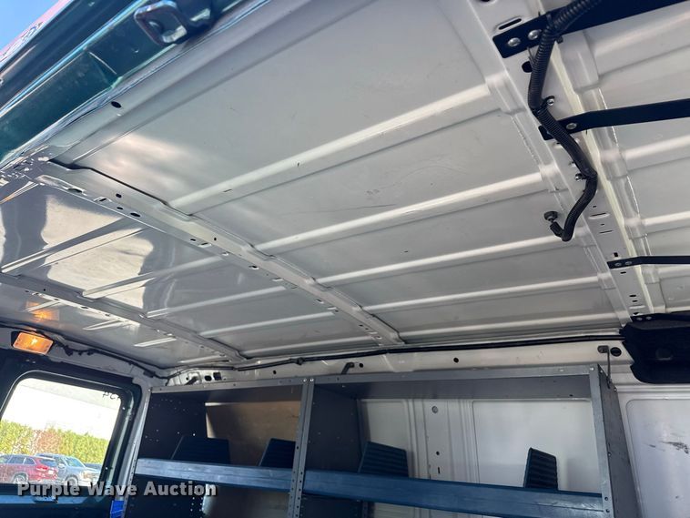 image for item EN3980 2012 Ford E250 van