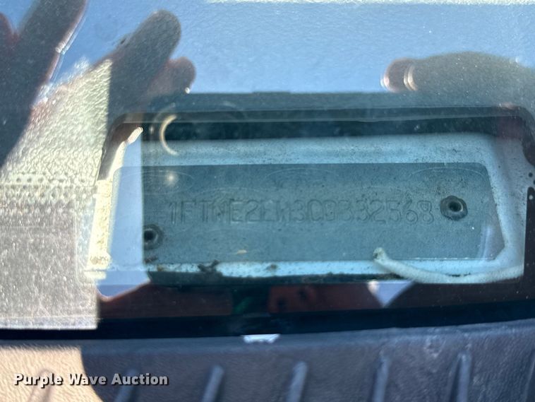 image for item EN3980 2012 Ford E250 van