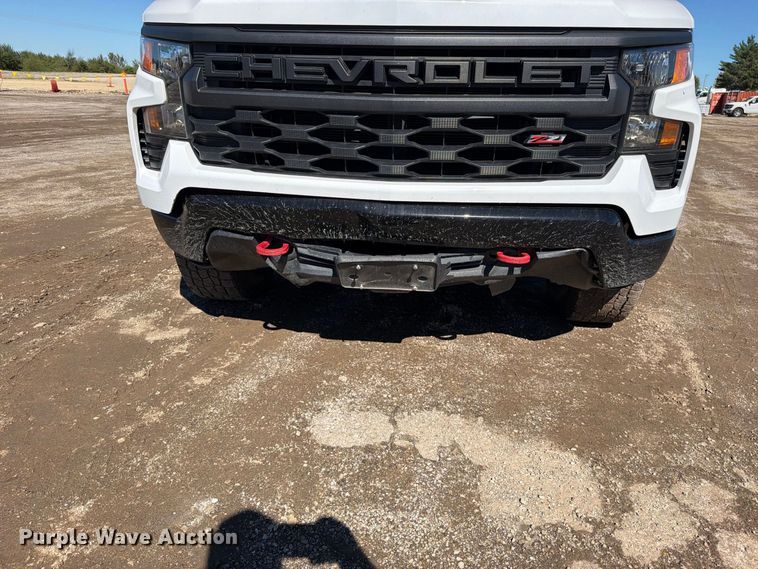 image for item EO8794 2023 Chevrolet Silverado 1500 Crew Cab pickup truck
