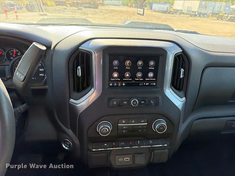 image for item EO8794 2023 Chevrolet Silverado 1500 Crew Cab pickup truck