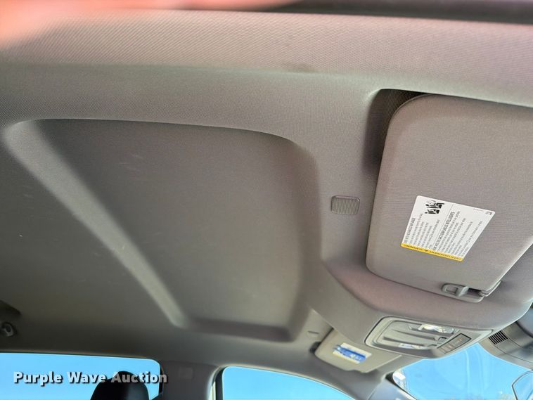 image for item EO8794 2023 Chevrolet Silverado 1500 Crew Cab pickup truck