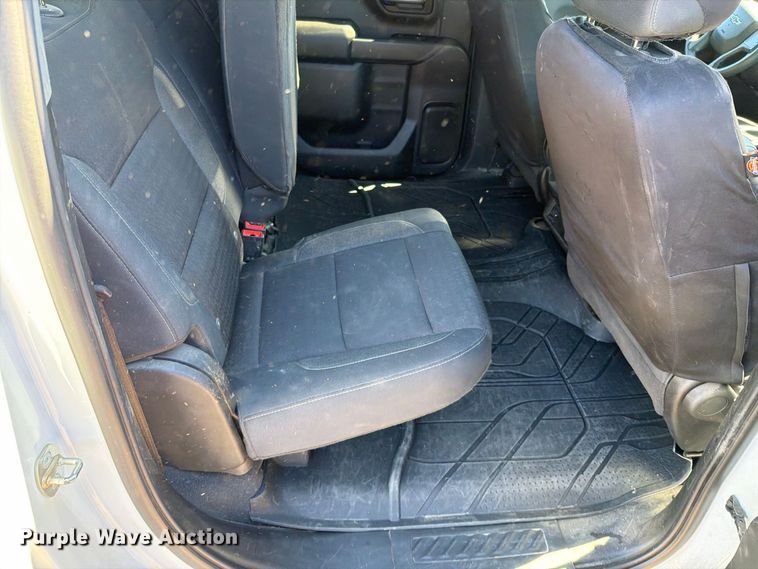image for item EO8794 2023 Chevrolet Silverado 1500 Crew Cab pickup truck