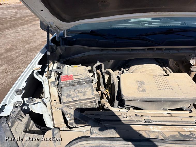 image for item EO8794 2023 Chevrolet Silverado 1500 Crew Cab pickup truck