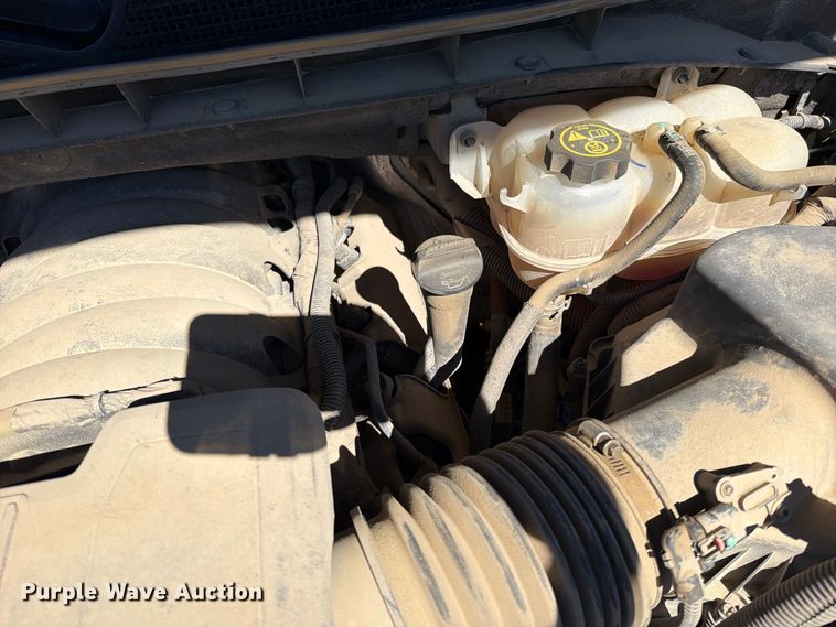 image for item EO8794 2023 Chevrolet Silverado 1500 Crew Cab pickup truck