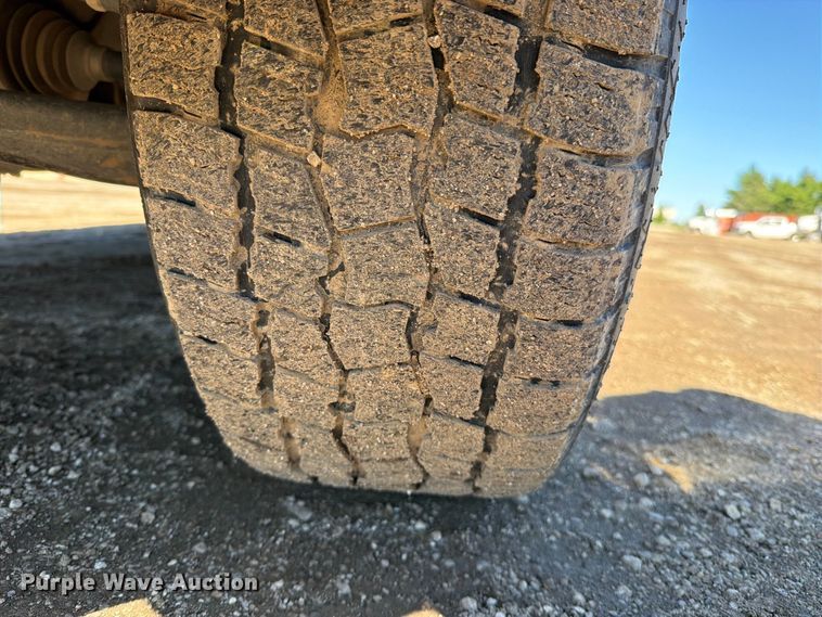 image for item EO8794 2023 Chevrolet Silverado 1500 Crew Cab pickup truck